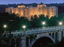 Gambaran Hotel: Omni Shoreham Hotel