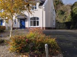 A picture of the hotel: Rathmullan Village Home