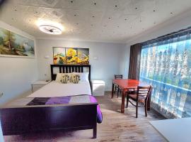 Gambaran Hotel: Renovated Cozy Bedroom with Private washroom