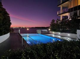 Hotel Foto: Lakefront Views on the foreshore