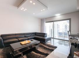 Hotel Photo: O&O Group - Luxury Tower/parking/Shopping Mall/2BR