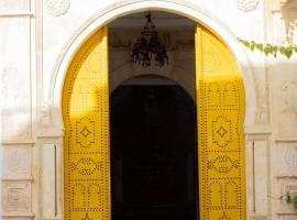 Hotel fotoğraf: Superbe appartement en plein médina de Tunis