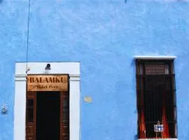 Balamku Hotel Petit