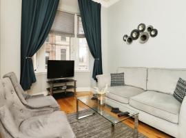 Hotel Photo: Modern Glasgow City Centre Apartment