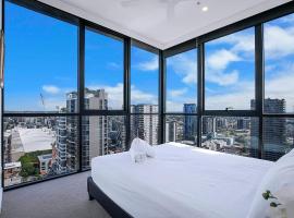 ホテル写真: Soaring Skyline on Southside at Resort-Style Stay