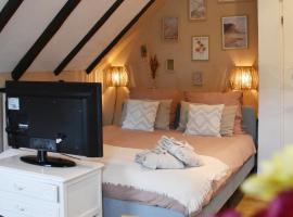 Zdjęcie hotelu: Bed en Breakfast Studio Raif - Authentiek en sfeervol overnachten