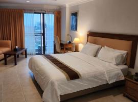 A picture of the hotel: Jomtien View Talay Studio Apartments