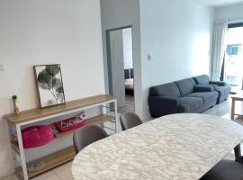 Kuching Near Batu Kawa Cozy Apartment P Residence, hotel v destinaci Kučing