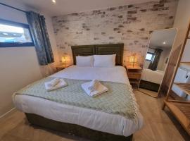 Gambaran Hotel: Rudgleigh Lodge by Cliftonvalley Apartments