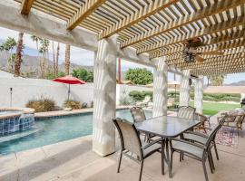 Hotel Foto: Sunlit La Quinta Oasis with Saltwater Pool and Spa!