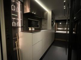 Hotel foto: Santa`s luxury trailer