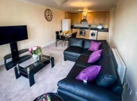 Hotel Photo: OnSiteStays - 2 Bedroom Apartment with Ensuite, Free Parking & Wi-Fi