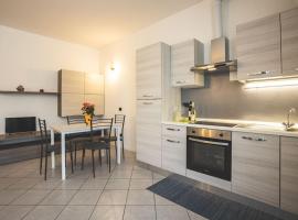 Фотография гостиницы: Suite il Borgo [Monza - Milano] + Garage Privato