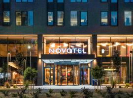 รูปภาพของโรงแรม: Novotel Bishkek City Center