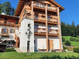 Hotel fotografie: Maso Alpino con vista sulle Dolomiti