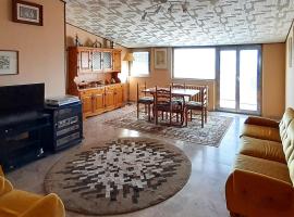 酒店照片: 2 Bedroom Lovely Apartment In Penne