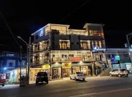 Auberge Petit Hotel