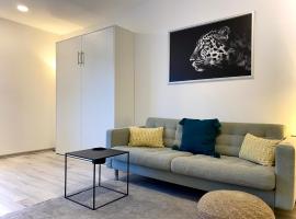Fotos de Hotel: ~White Nest~ Apartment