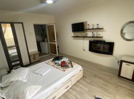 Foto do Hotel: Apartment Darvys