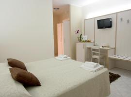 Hotel Residence Nemo: Brindisi'de bir otel