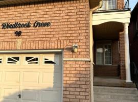 Hotel Photo: Beautiful Master bedroom unit with private washroom