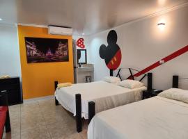 Foto di Hotel: Wally World Inn