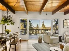 Romantic & Family Friendly Chalet In The Woods
