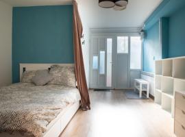 Foto do Hotel: Cozy apartment in a peaceful street