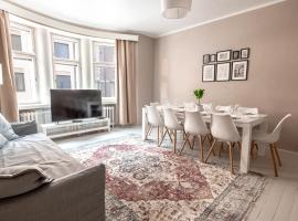 Хотел снимка: 2ndhomes Bright & Spacious, 5 Bedroom Apartment in the Center