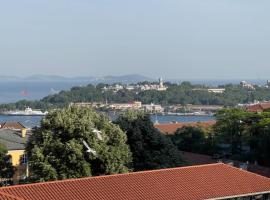 Hotel fotografie: Private Studio Loft w. Bosphorus view near Galata