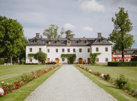 Pałac Pakoszów Schlosshotel Wernersdorf, hotel in Jelenia Góra