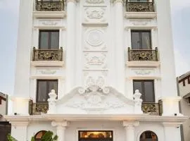 Lake Hotel Sóc Sơn