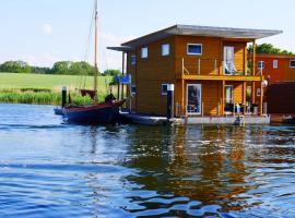 Gambaran Hotel: FLOATING HOUSES - "schwimmende Ferienhäuser" - Haus 3