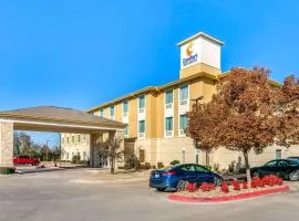 Comfort Inn and Suites Van Buren - Fort Smith, hotell sihtkohas Van Buren