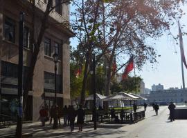 Фотографія готелю: Depto moderno para 3p Al frente de La Moneda, Centro Stgo