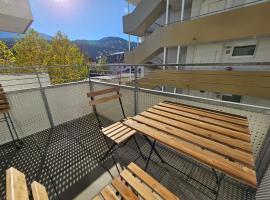 호텔 사진: Stylish Apartment in Innsbruck + 1 parking spot