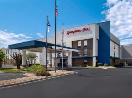 Gambaran Hotel: Hampton Inn Charlotte Monroe