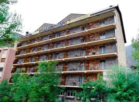 A picture of the hotel: Hotel Pere D'Urg 3000