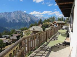 Foto di Hotel: Chalet LES CRETTAUX NEND110