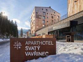 Aparthotel Svatý Vavřinec, hotel en Pec pod Sněžkou