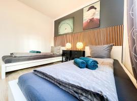 होटल की एक तस्वीर: Comfort Suite 3 Zimmer Mitte