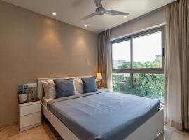 Entire One Bedroom Apartment - Hiranandani Gardens, Mumbai Powai, hotel v Bombaji