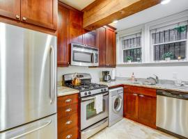 ホテル写真: Seattle Condo with Parking, Near Space Needle!