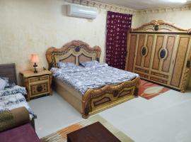Foto di Hotel: العين الهيلي مصباح بيت 8