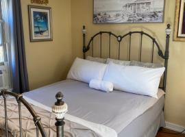 Hotel kuvat: Cozy room near Airport & Highway