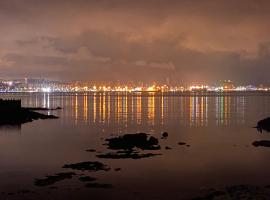 Foto di Hotel: Porto Santa Cruz- A Coruña