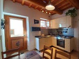 A picture of the hotel: Casina Iris - Reggello