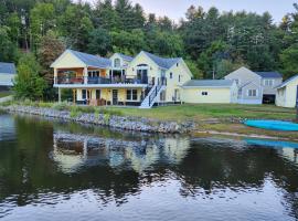 Hình ảnh khách sạn: New England Lakefront Oasis (shared w/ owner)