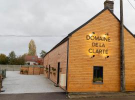 ホテル写真: Le Domaine de la Clarté AUXERRE - VENOY