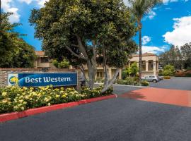รูปภาพของโรงแรม: Best Western Diamond Bar Hotel & Suites
